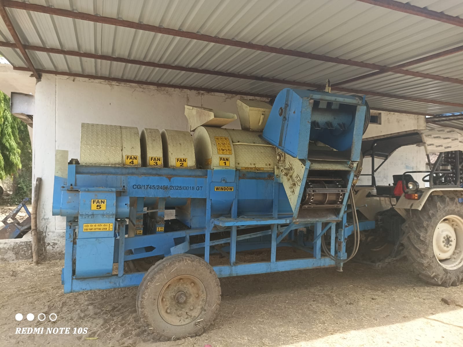 Tokri Model Thresher